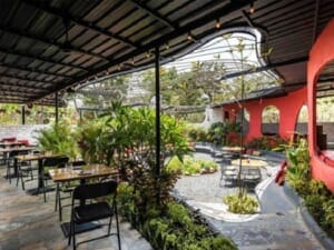 thiết kế quán cafe ngoài trời